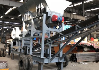 Mobile jaw crushers mobile aspahlt crusher