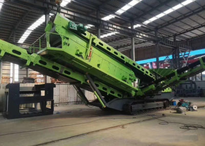 tracked mobile screener manufacturer